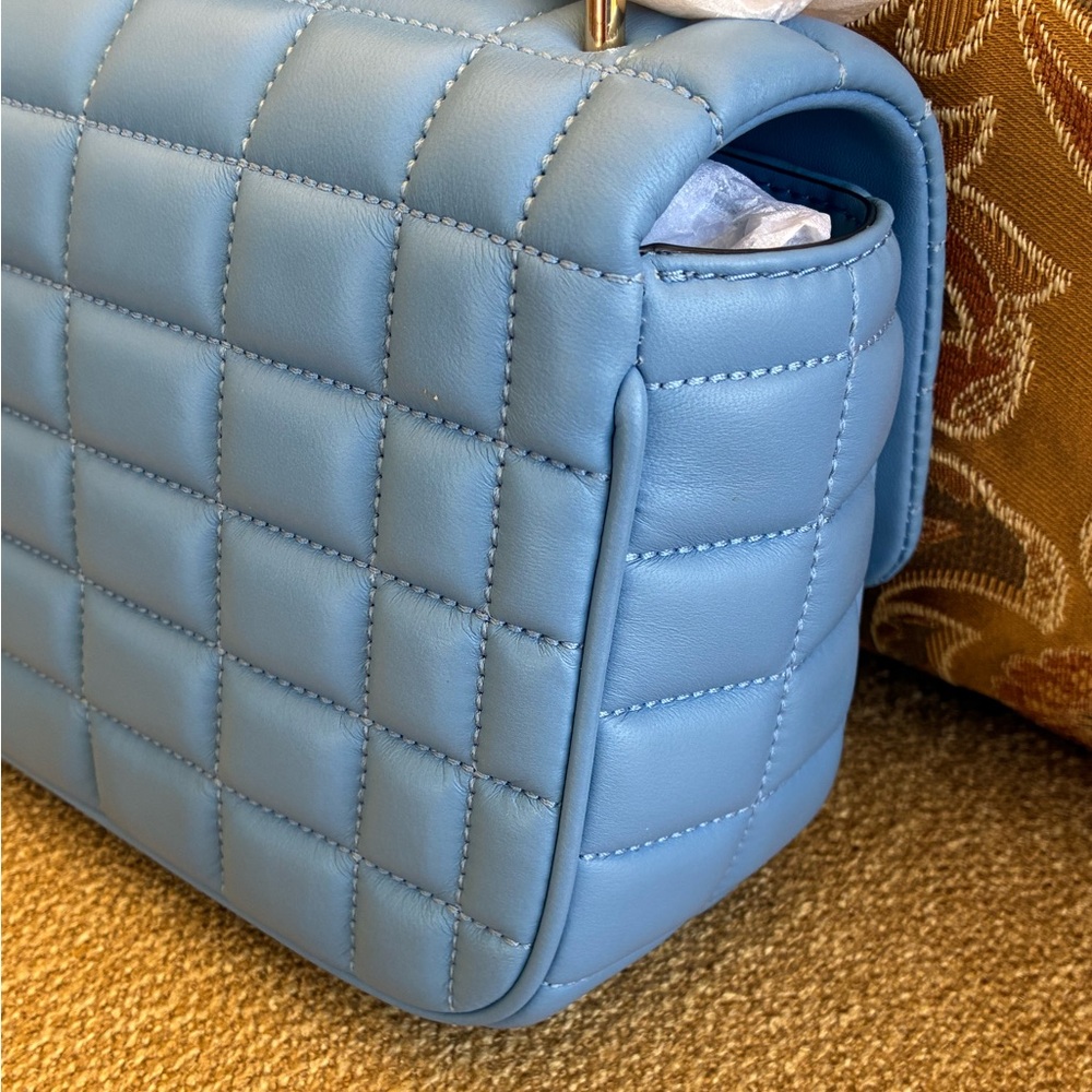 🩵 Michael Kors Tribeca Large Quilted Blue Crossbody Bag - Picture 9 of 17